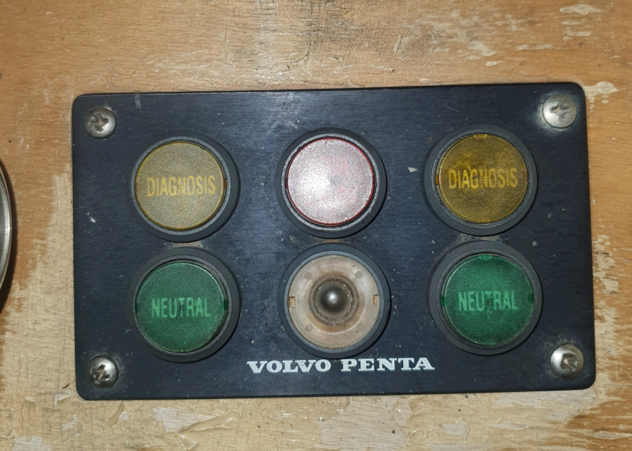 Old cracked buttons